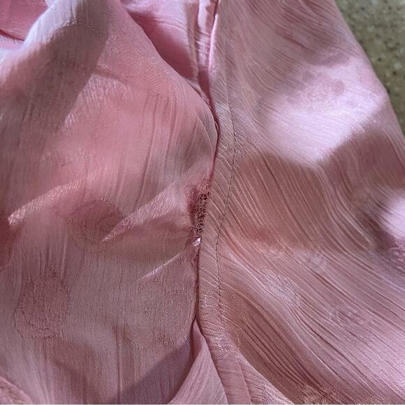 NWOT Lulus Exquisite Presence Blush Floral Jacquard High-Low Wrap Dress - Picture 6 of 9